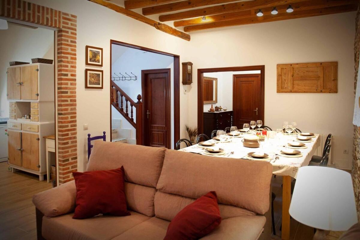 Casa Rural Micaela En Navas De Oro Exteriör bild
